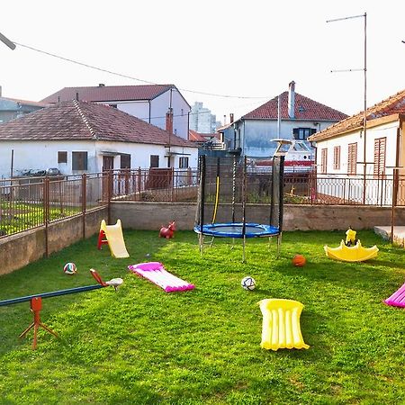 Apartment Rezo Ζαντάρ Εξωτερικό φωτογραφία