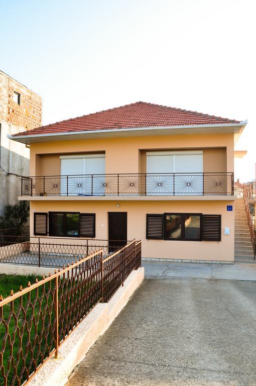 Apartment Rezo Ζαντάρ Εξωτερικό φωτογραφία